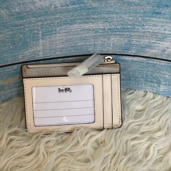 Coach Mini Skinny Id Case in signature canvas - Picture 4 of 6